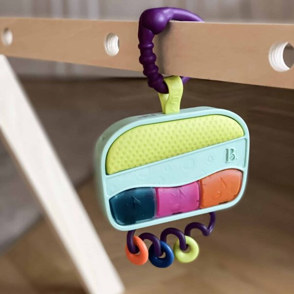 Baby Radio Wee Jams - B. Toys